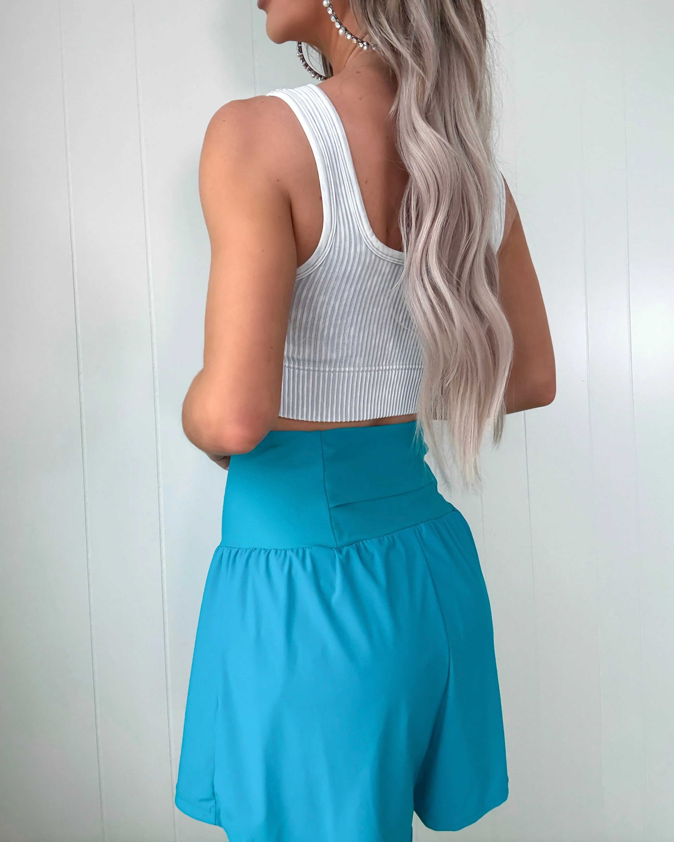 Addie Ribbed Crop Tank - Light Grey - Image 3