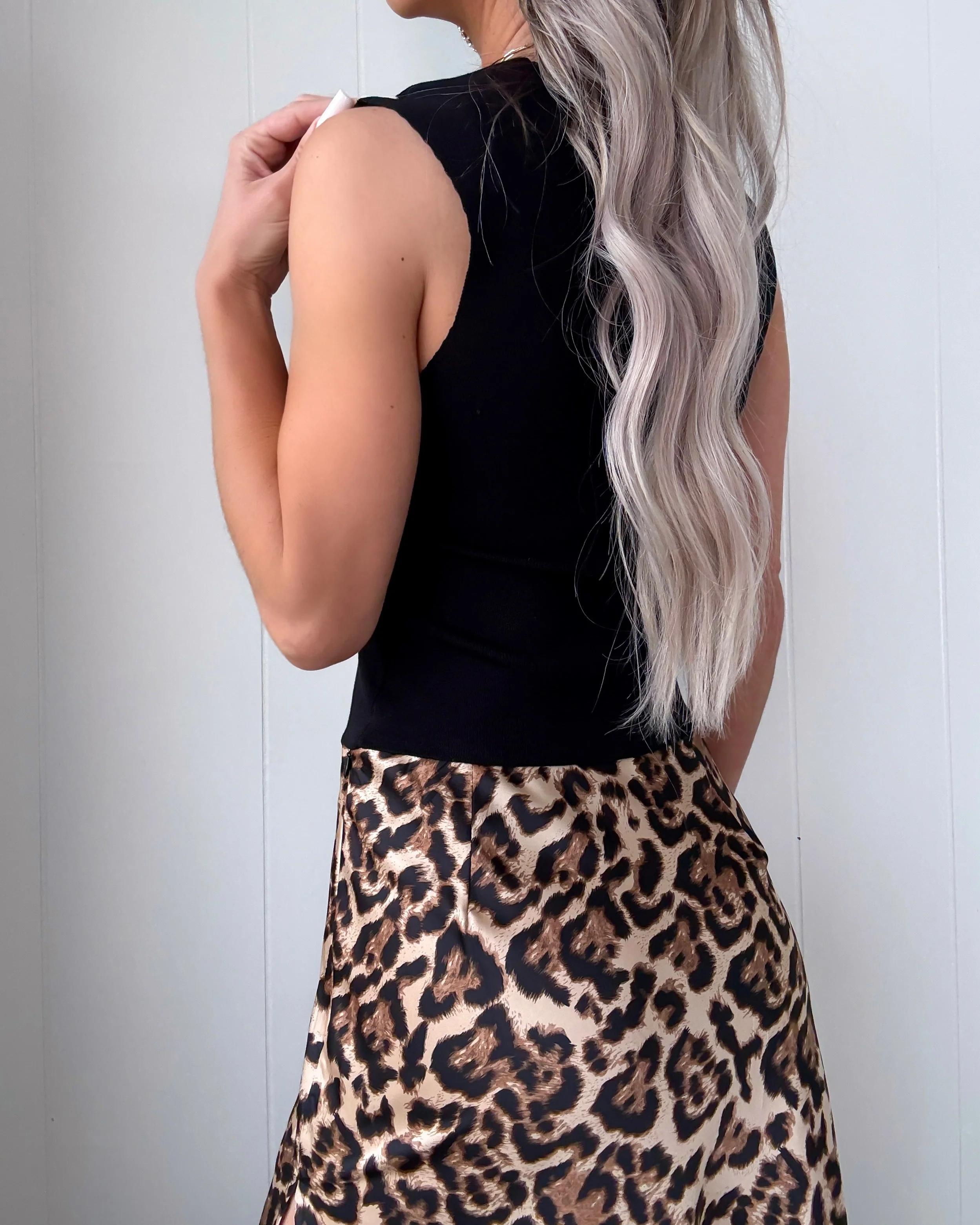 Defined Lines Square Neck Tank - Black - Image 3