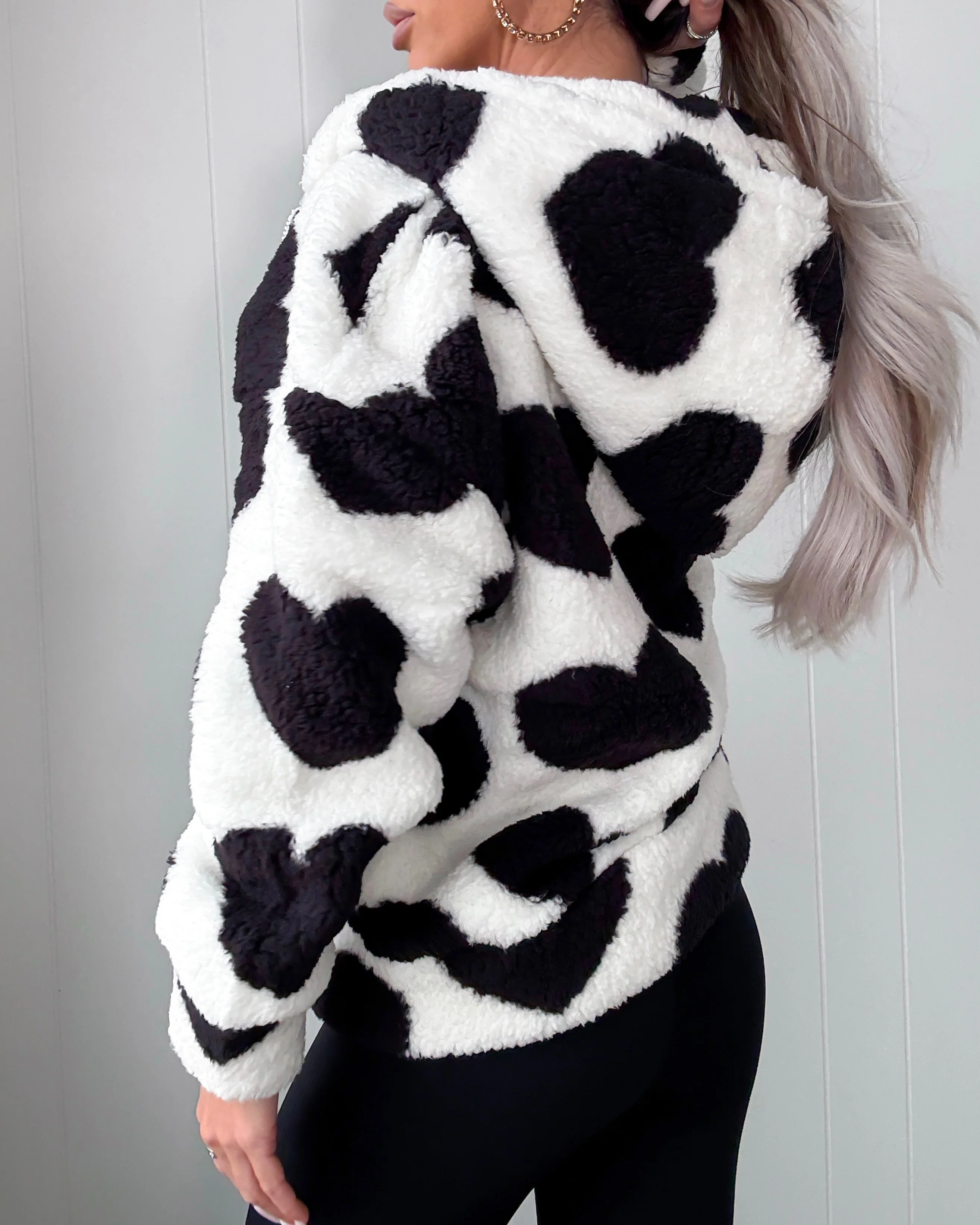 Heartfelt Sherpa Jacket - White/Black - Image 3