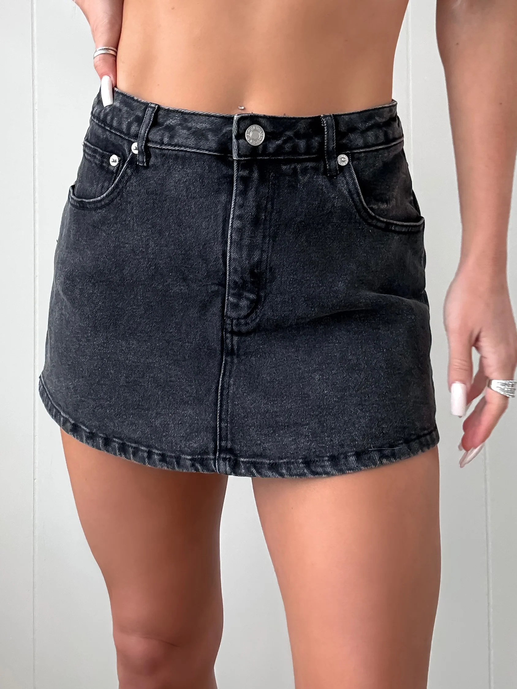 Nomad Luxe Denim Skort - Black - Image 4